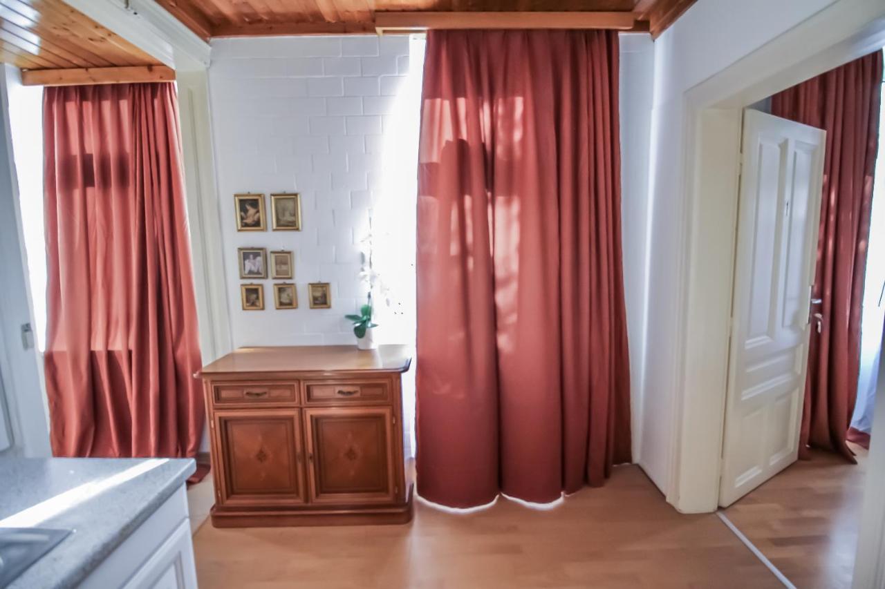 H Superior Triple Room Pr Wien Exterior foto